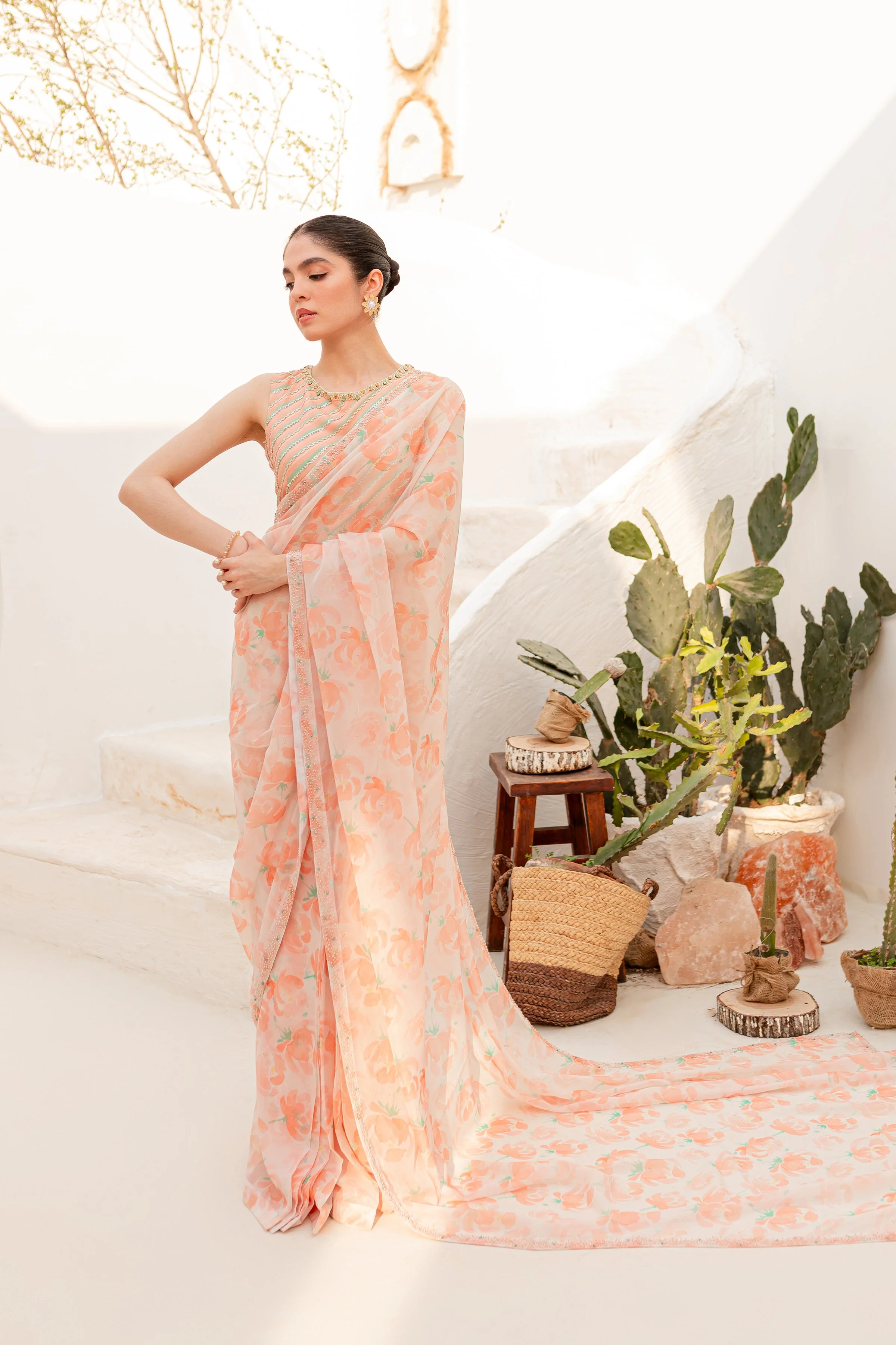 Aspin 4Pc - Luxe PRET Saree - Image 4