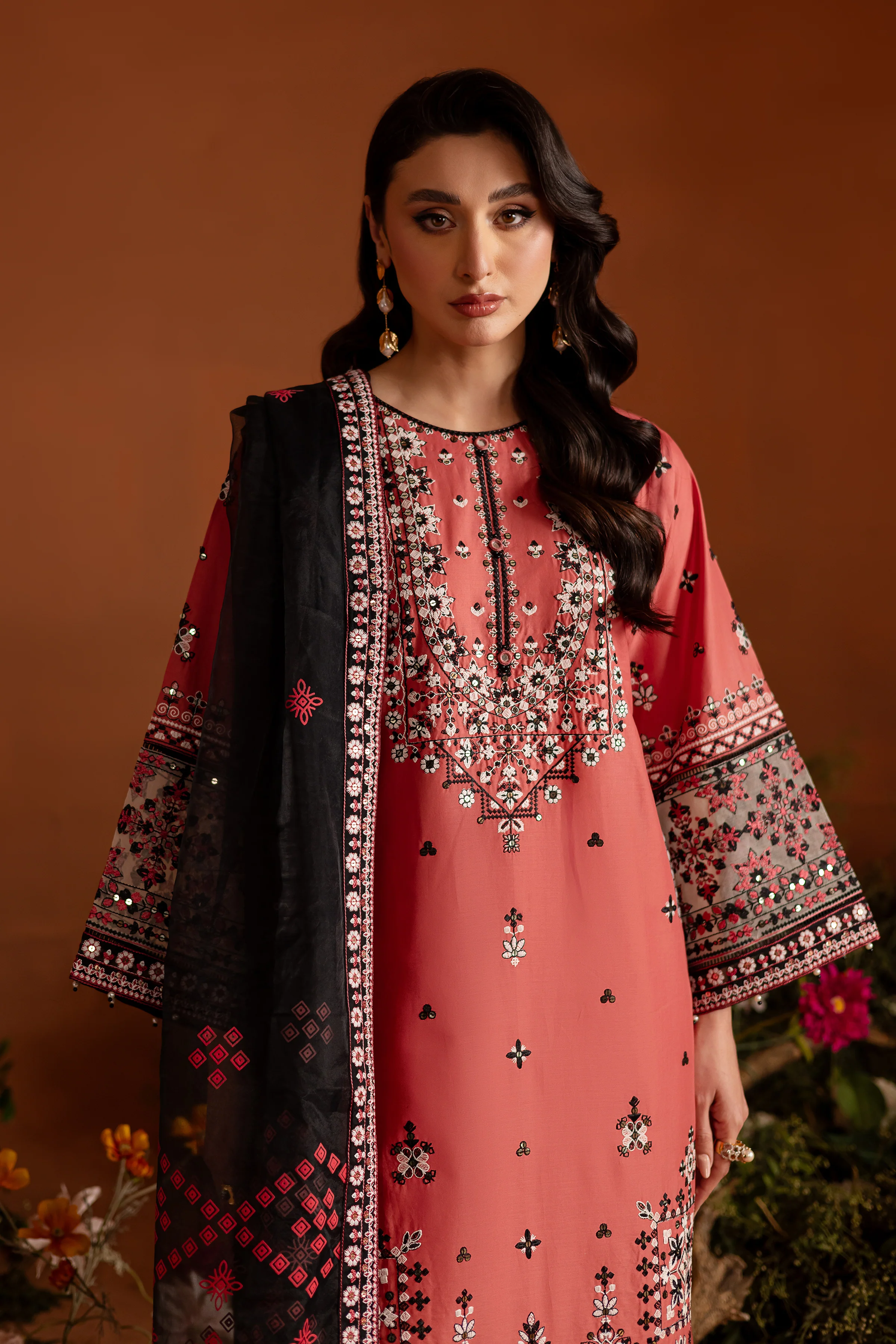 BrickLane 3Pc - Embroidered Lawn Dress - Image 3