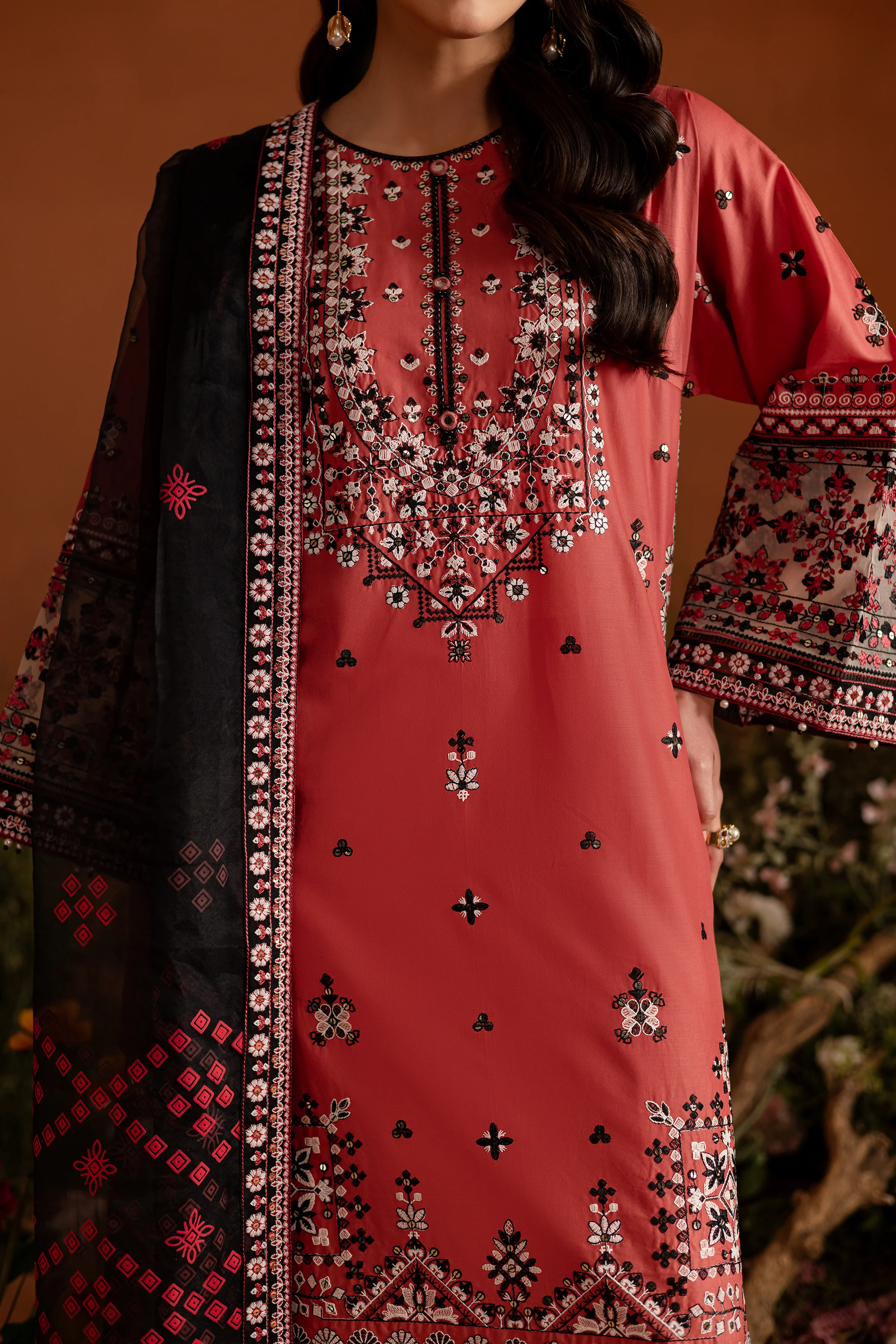 BrickLane 3Pc - Embroidered Lawn Dress - Image 7