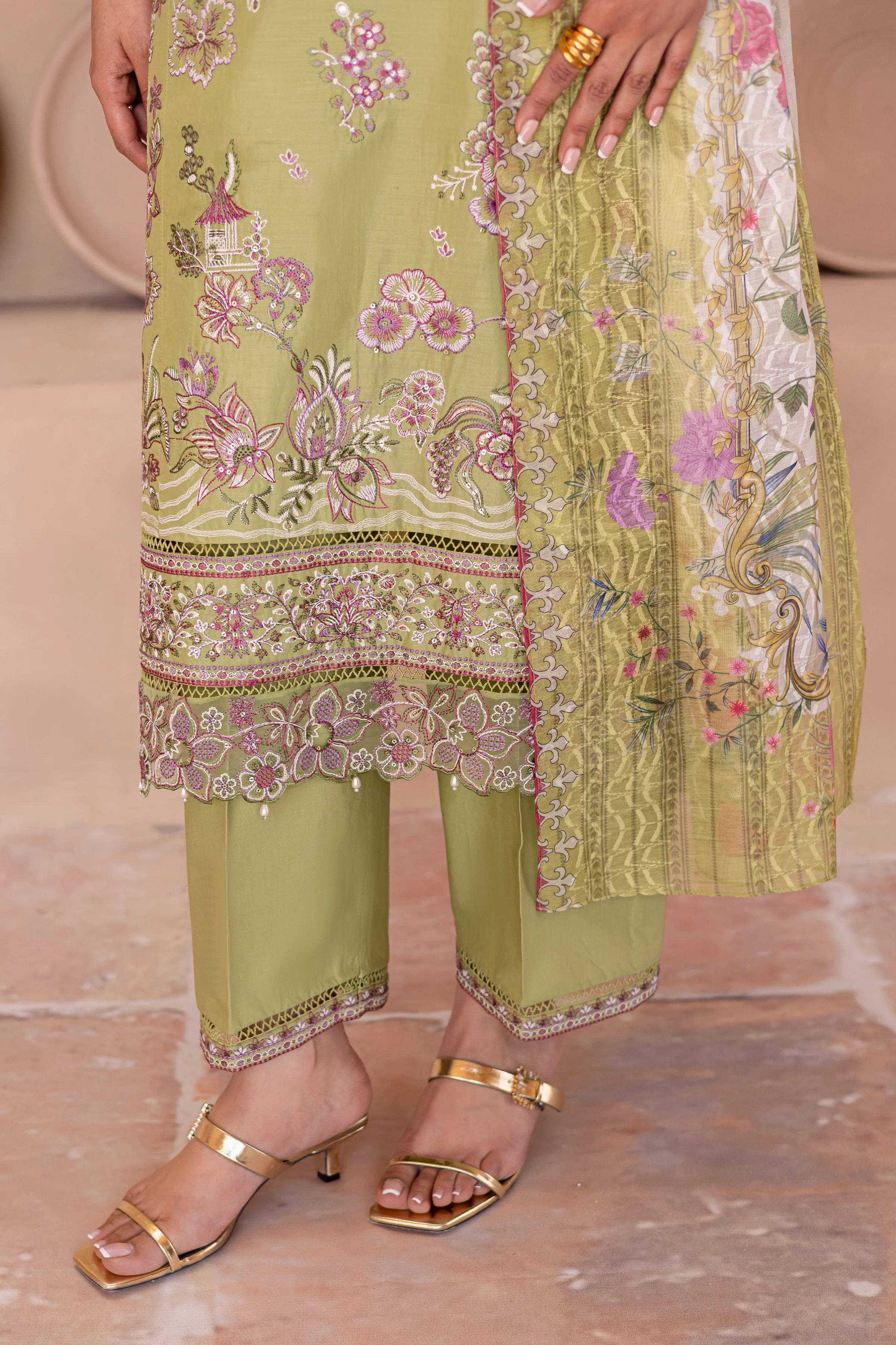 Halo 3Pc - Embroidered Luxe Pret - Image 9