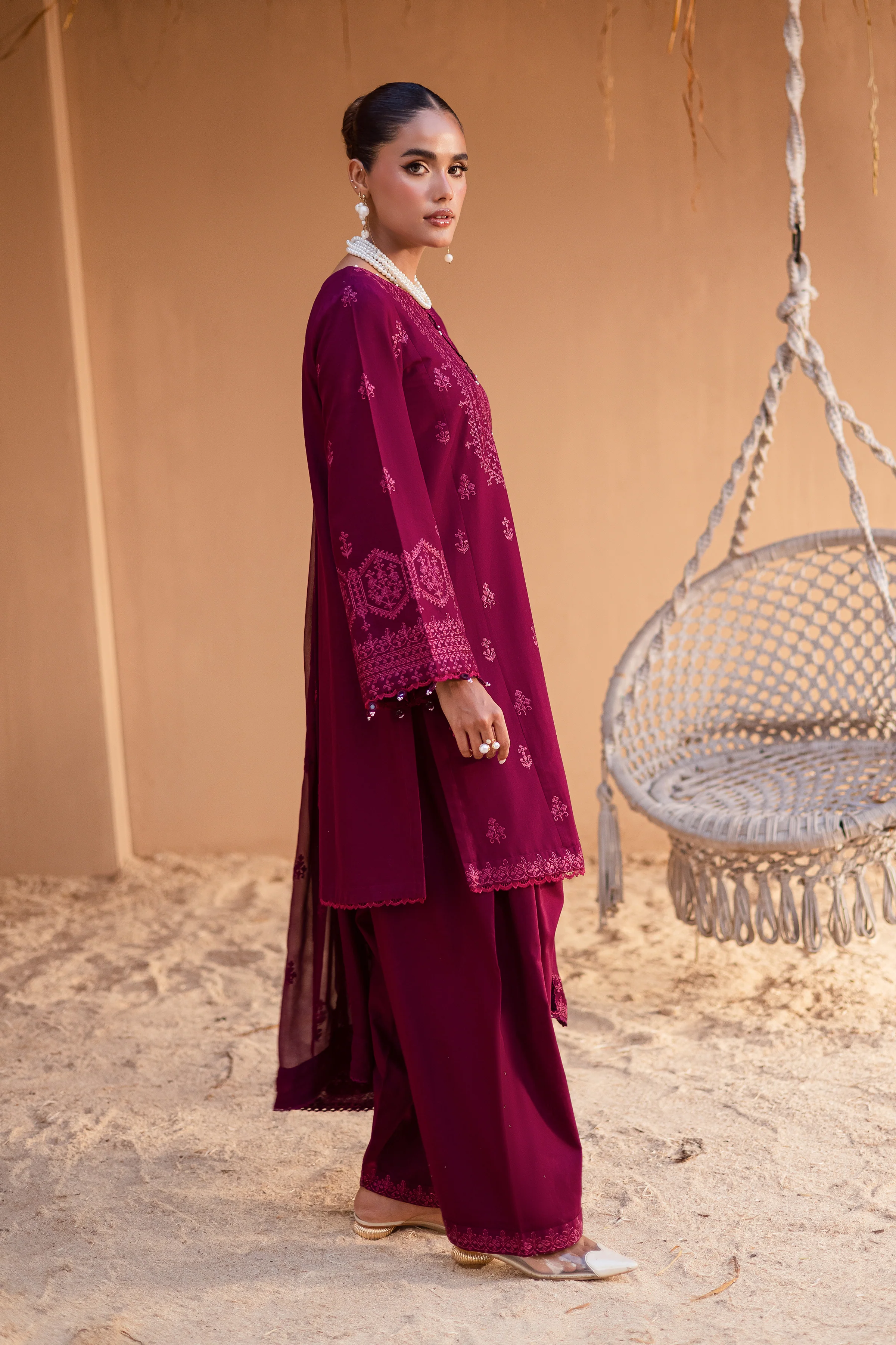 Maroon Henna 3Pc - Embroidered Khaddar Dress - Image 7