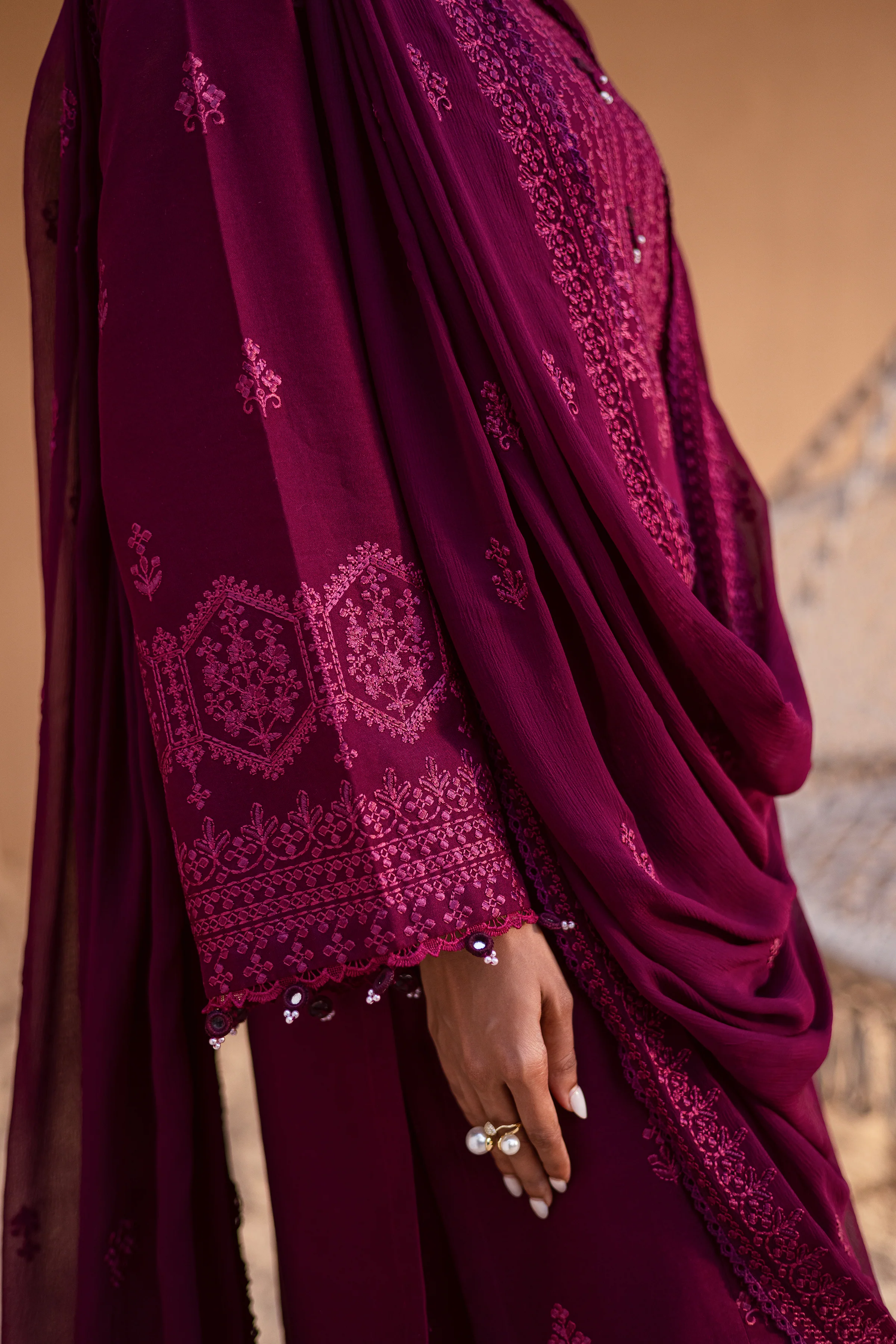 Maroon Henna 3Pc - Embroidered Khaddar Dress - Image 8