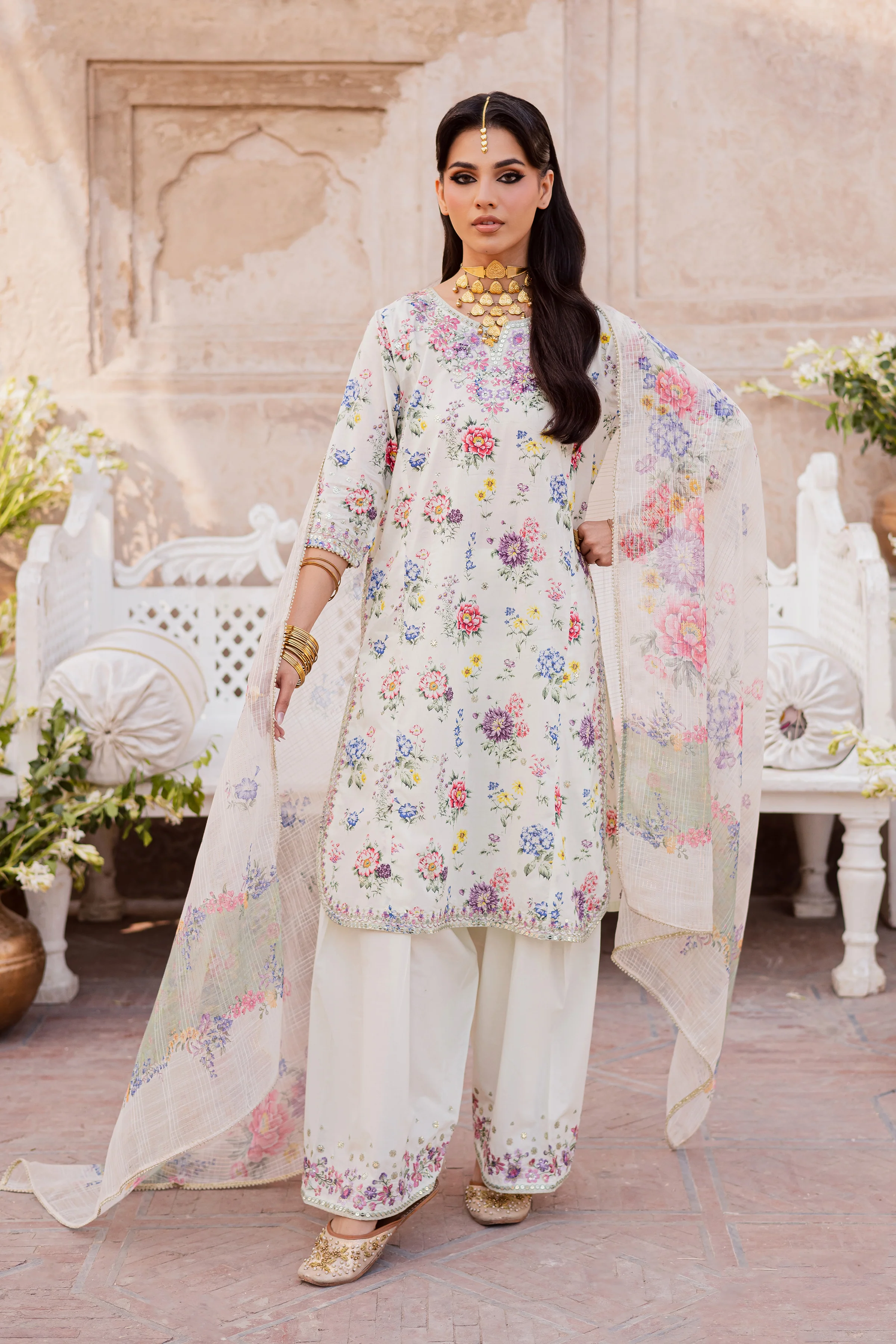 Qissa 3Pc - Festive Eid Prints - Image 3
