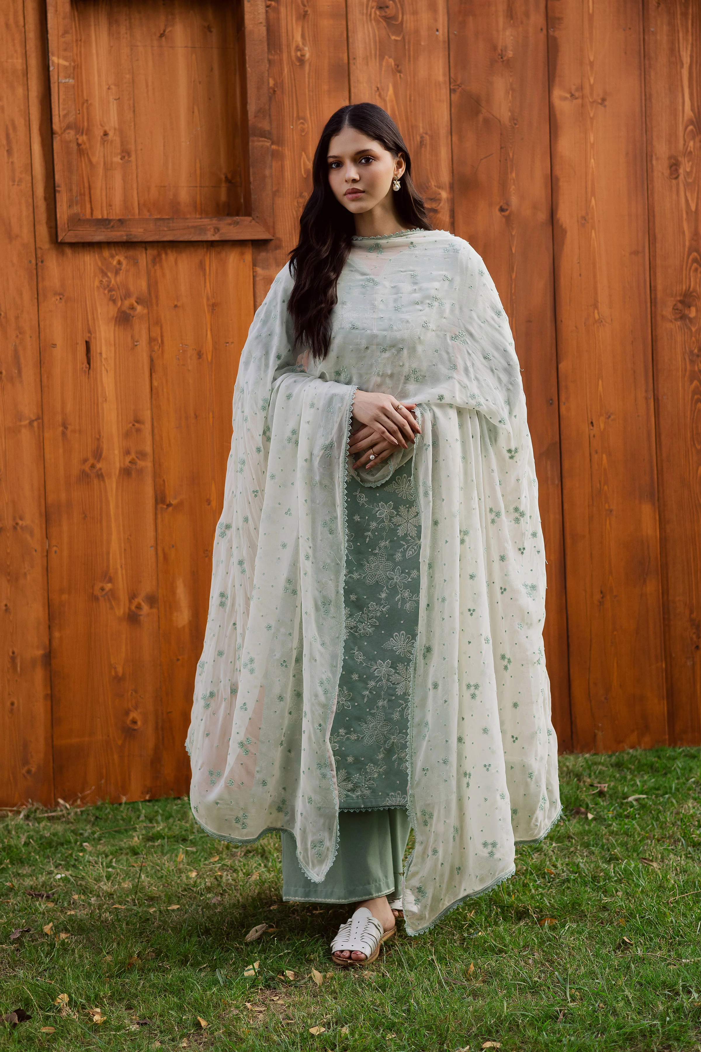 Sea Snow 3Pc - Embroidered Karandi Dress - Image 4